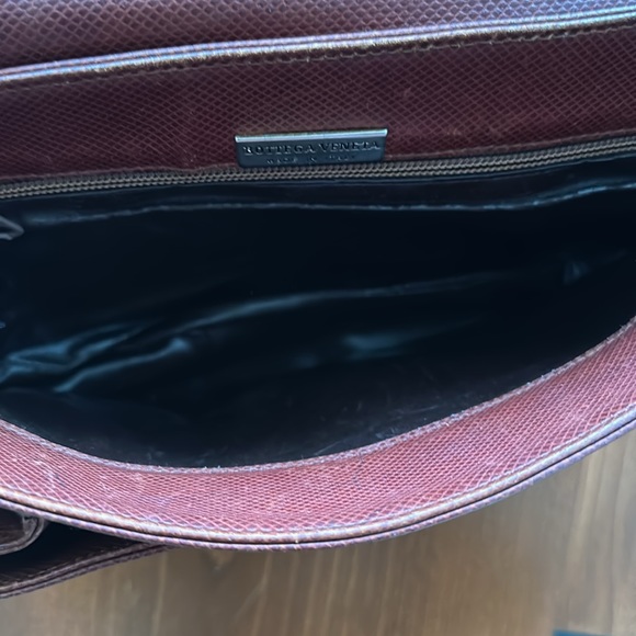 Vintage Bottega Veneta burgundy crossbody bag - Picture 5 of 7